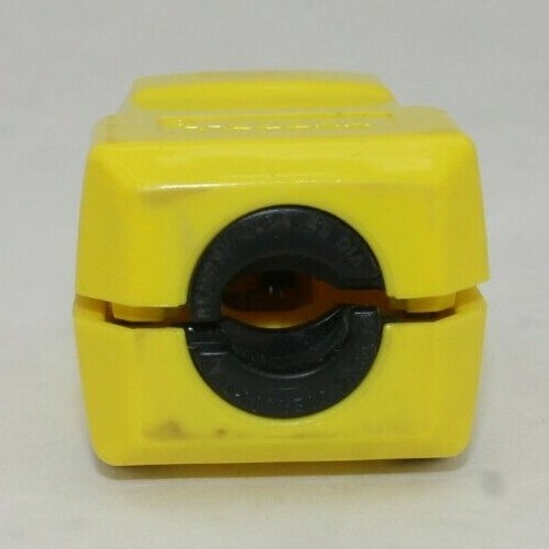 Hubbell 5364VY Dead Front Plug NEMA 5-20P