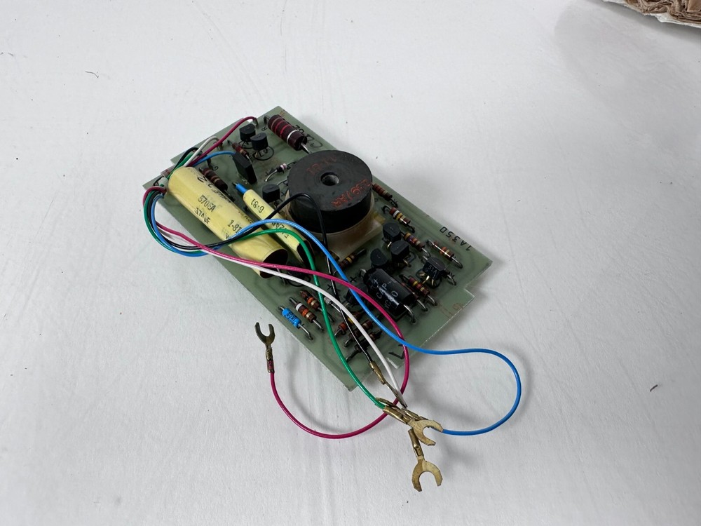 BELL SYSTEMS 1A350 TONE DETECTOR, SERIES 1 - NOS