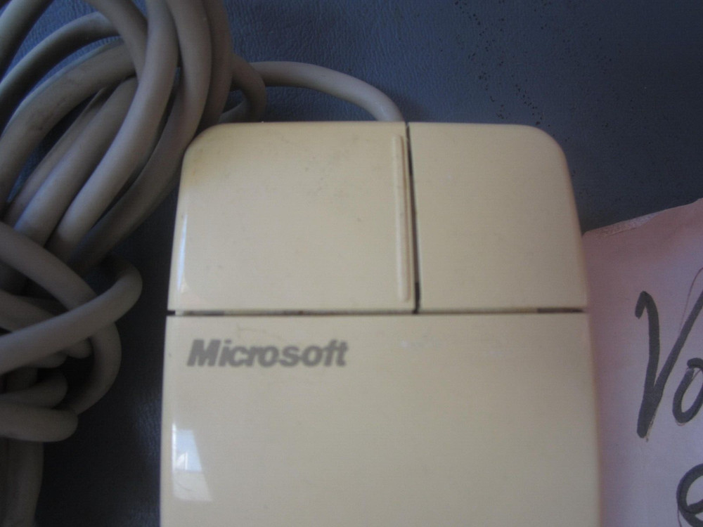 VNTG MICROSOFT 31660 PS/2 COMPATIBLE 2-BUTTON Wired Mouse - Tested & WORKS