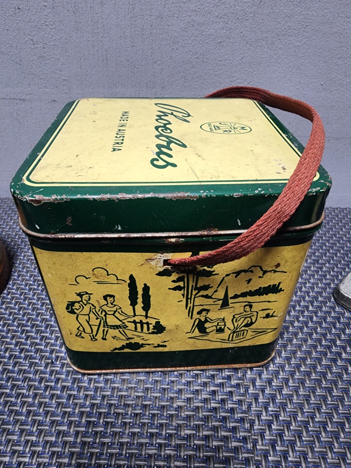 PHOEBUS 725 GASOLINE STOVE. RARE VERSION.