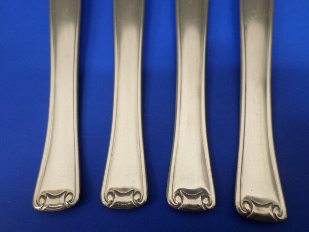 4 - Romulo Ruffini & Cia GAMUZA Outlined Scrolls Stainless Flatware DINNER FORKS