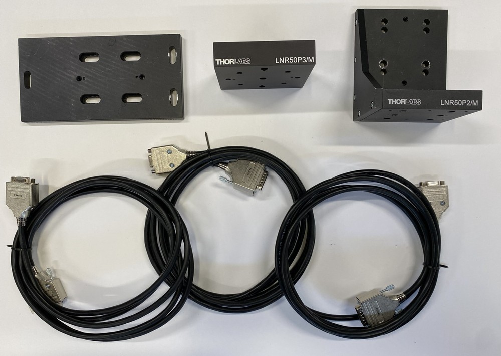 Thorlabs 3-axis system: 3 LNR50/M 50mm, 3 DRV014, BSC103, GUI & Python Control