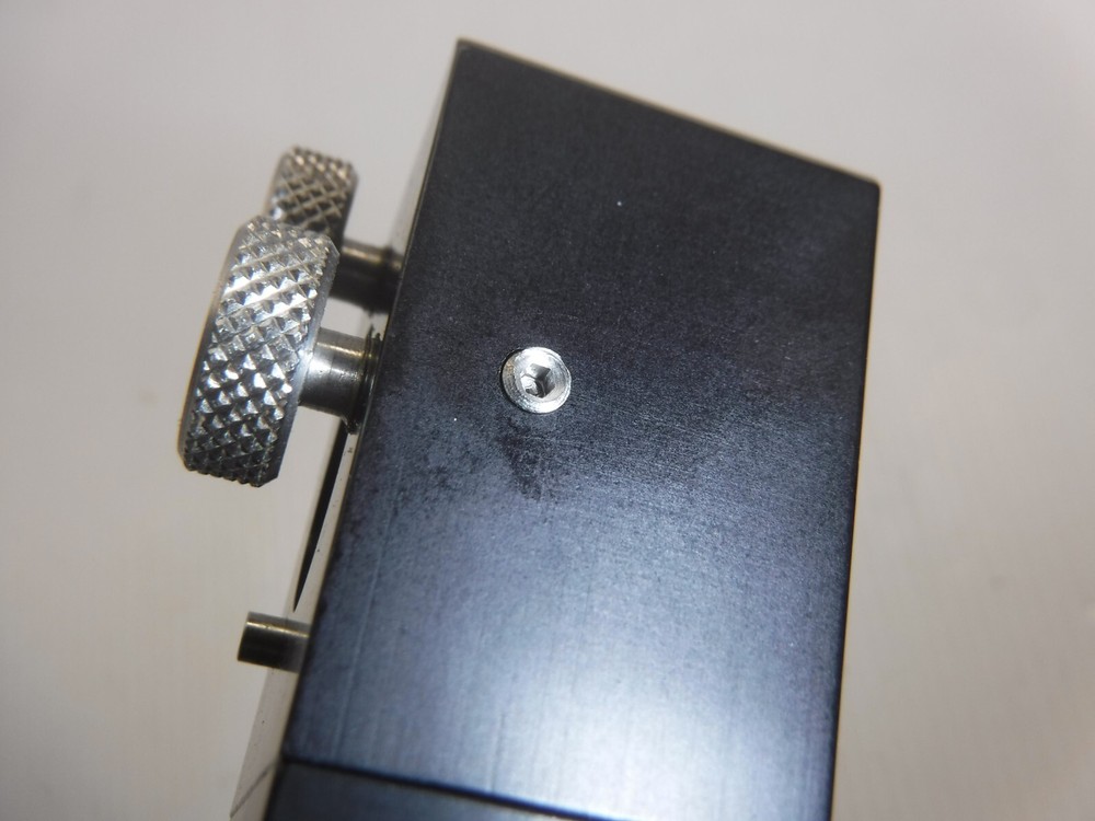 Oriel 19201 Optic Positioner / Base Mount