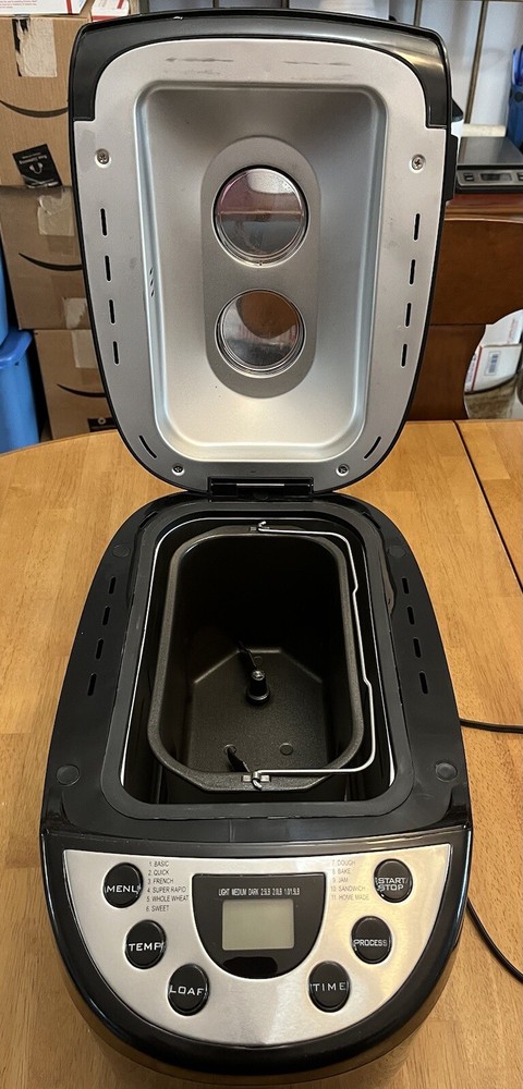 West Bend Bread Maker Machine #41300 Programable Black/SS