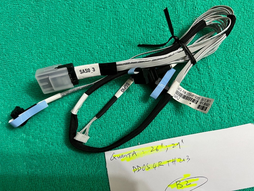QUANTA MINI SAS CABLE  DD0S4RTH203