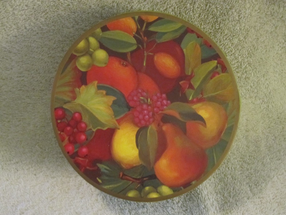 Harry & David Empty 6 1/4" Rnd. Cardboard Storage Box