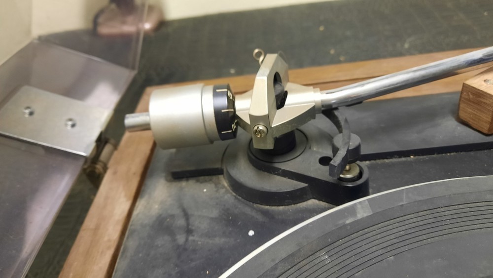 Hitachi Turntable Model PS-10