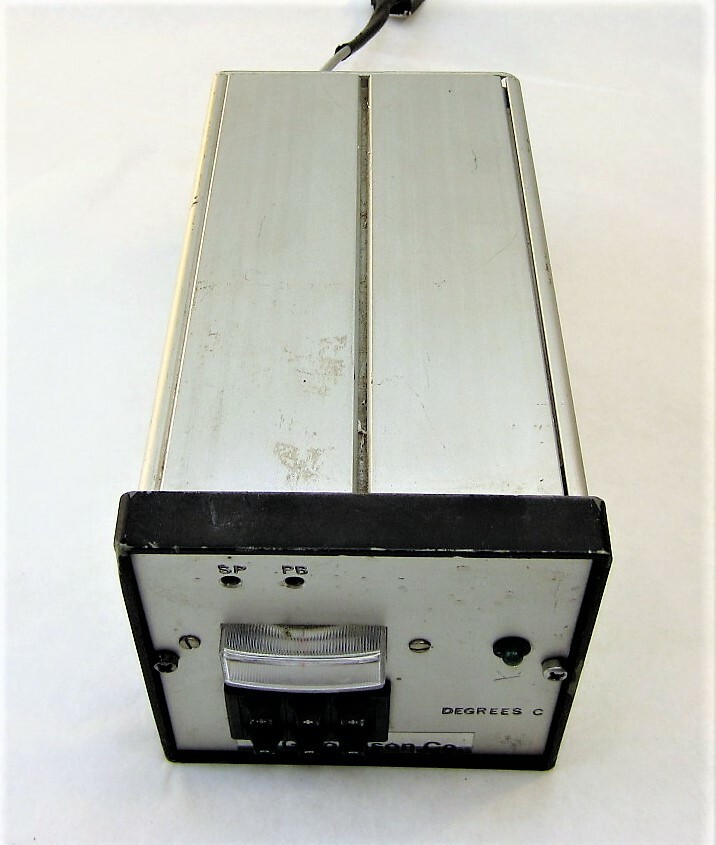 H.G. Johnson 1002 Temperature Controller
