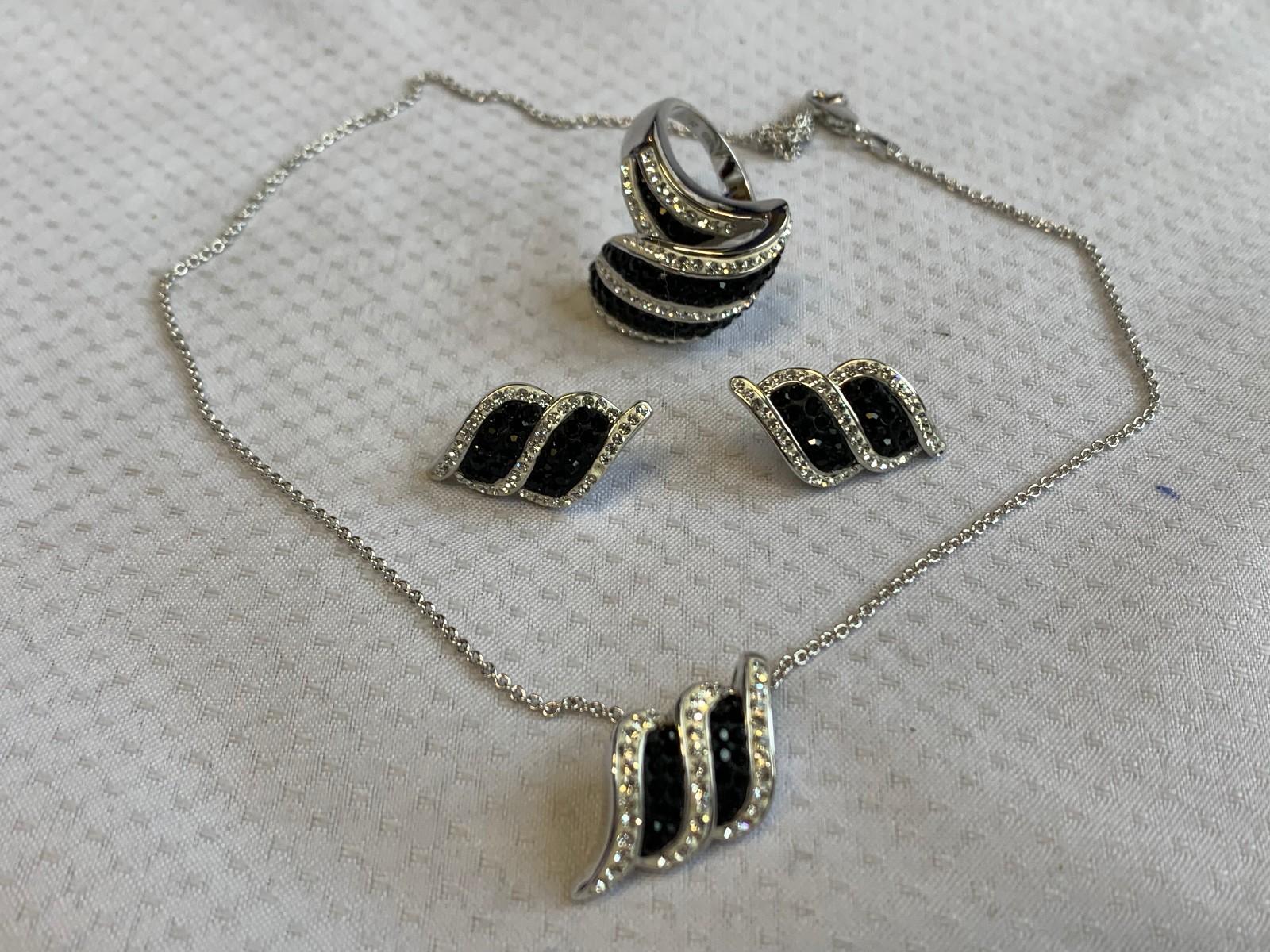 Vtg to Now Costume Jewelry Lot Matching Sets Trifari Brighton Napier TJC