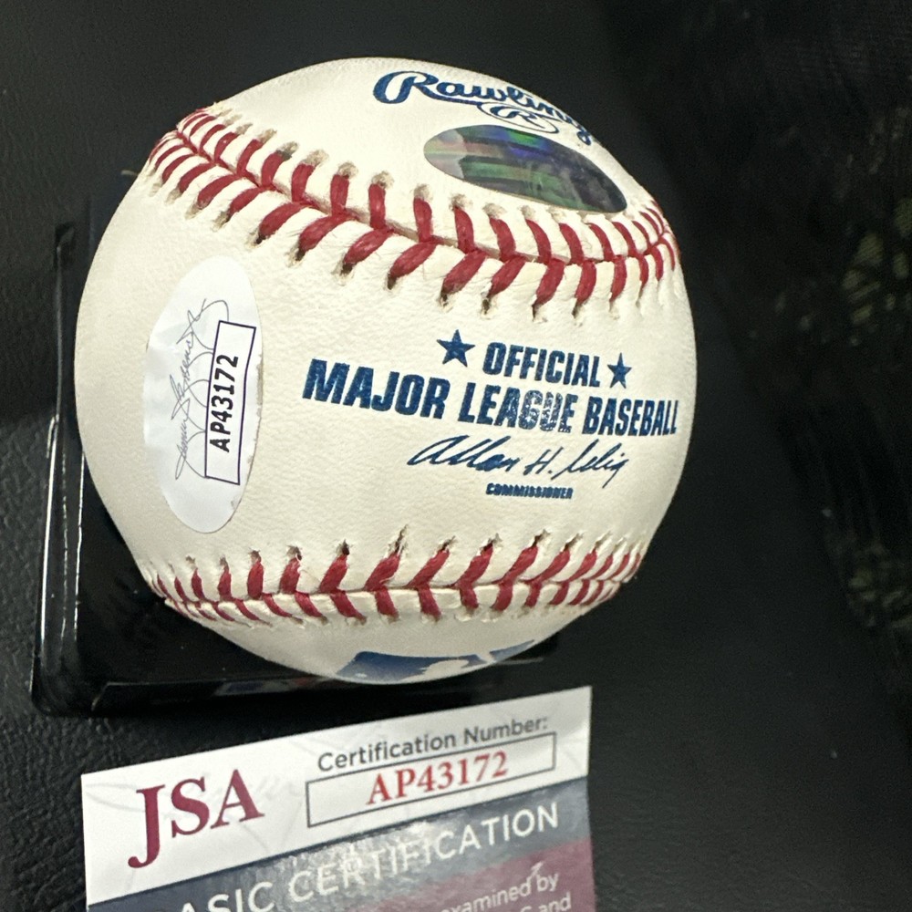 Ty Wiggins on Signed MLB Ball JSA Authenticated