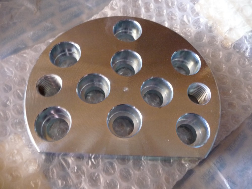 New Sandvik Flange 2950770