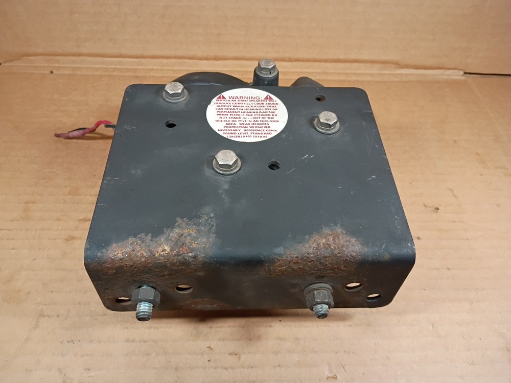 CYCLONE D-44, 100W Speaker With Bracket