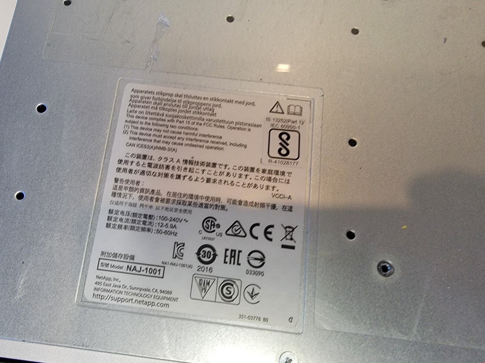 NetApp NAJ-1001 Modular SAN Array - No HDD's or Caddy's