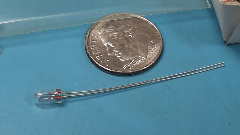 ( 10 PER BOX ) ML-227 MICRO LAMPS