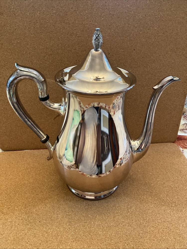 Reed & Barton Silverplated Coffee Pot Jamestown 1800 Pineapple top