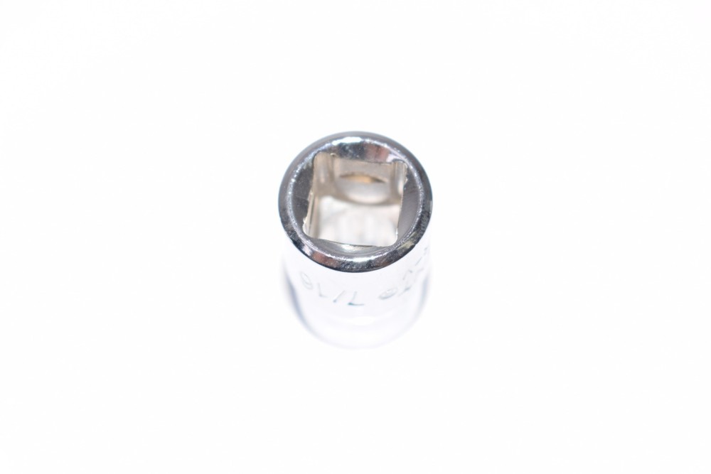 Crescent 7/16'' SAE 12 Point Socket 3/8'' Drive