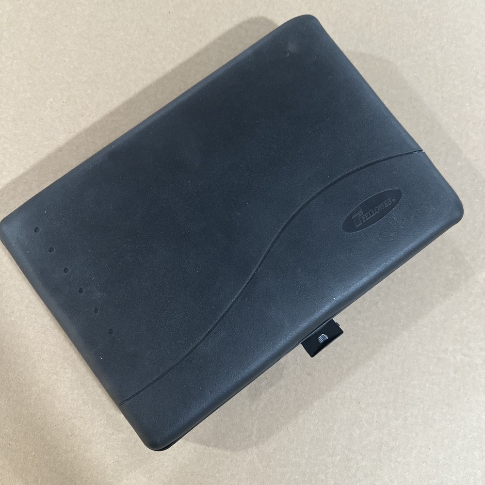Fellowes 32 CD / DVD / Blu-Ray Discs Rack Soft Padded Case Black