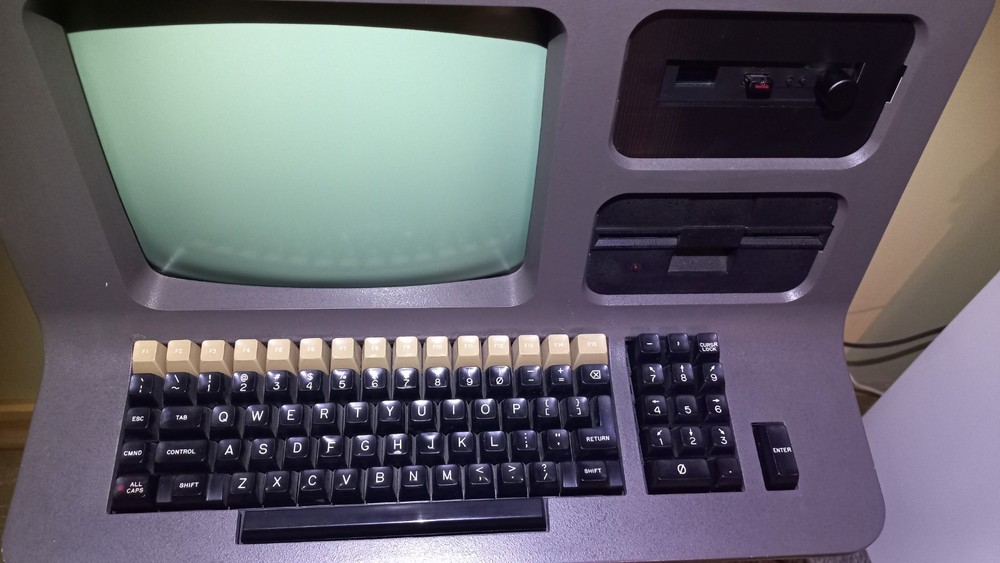 FULLY WORKING Northstar Advantage Vintage Computer CP/M Z80 + Extras RARE MODEL