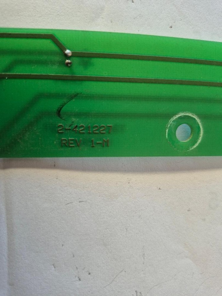 421228-1 Premier LED