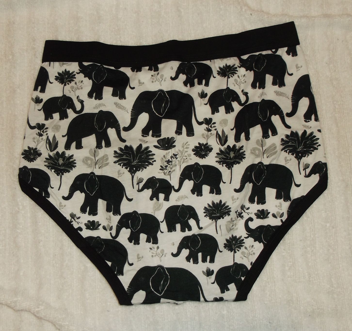 Men's Pattern / Cartoon / Colored Waistband Adult Briefs Underwear S, M, L