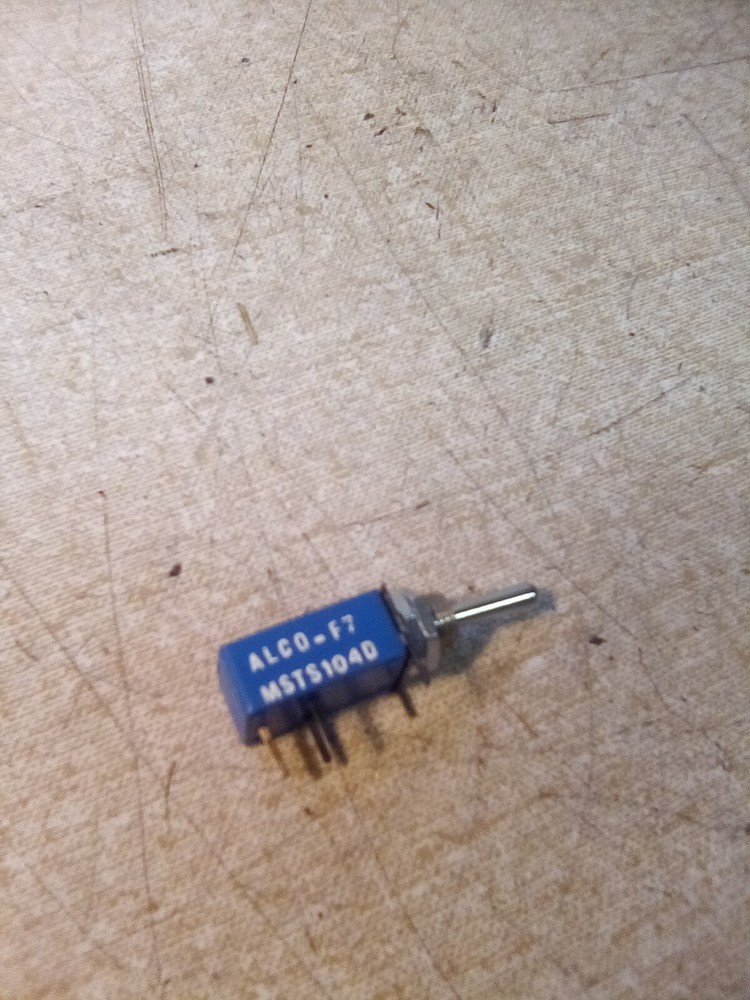 Alco MSTS104D Toggle Switch