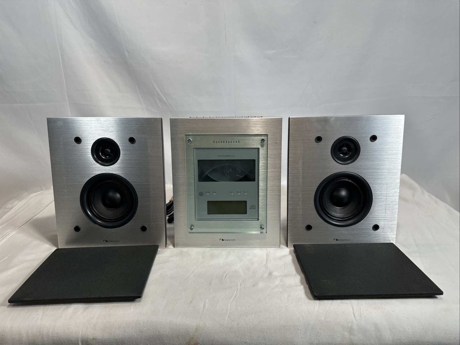 PRISTINE Nakamichi SoundSpace5 3-Disc Music System WITH NO Power Supply/Cord