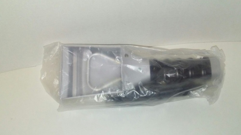 TOTES HEATED AUTO ICE SCRAPER New in Box