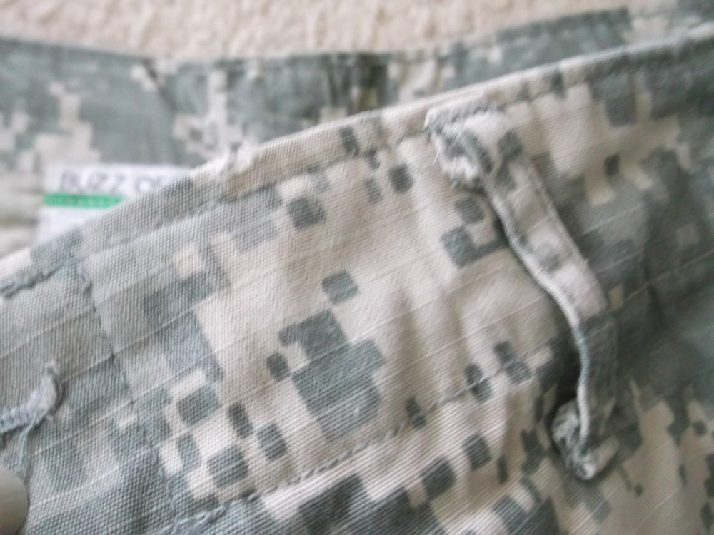 US ARMY ACU PANTS SIZE MEDIUM - LONG