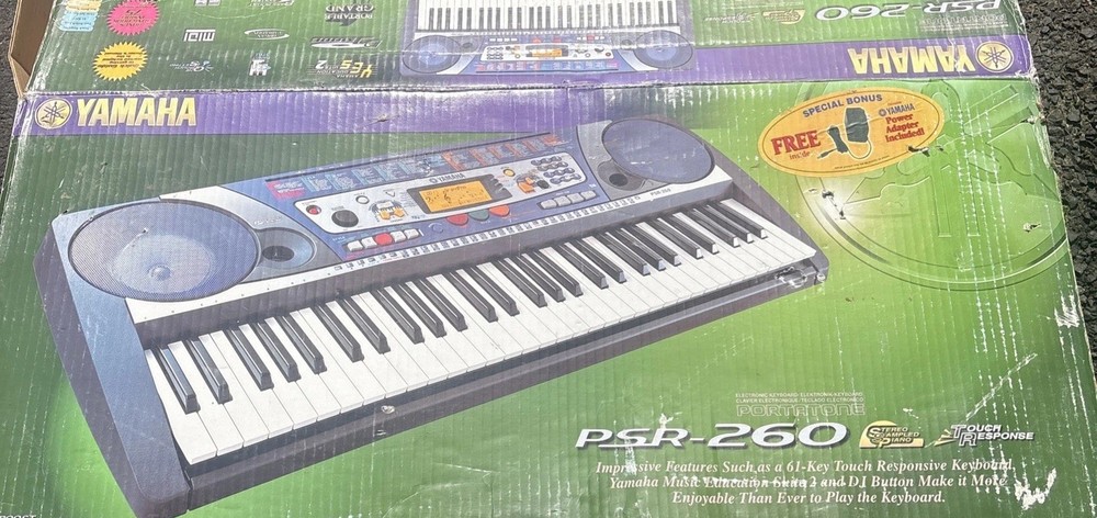 Yamaha PSR-260 Electronic Keyboard 61 Key - Tested Working