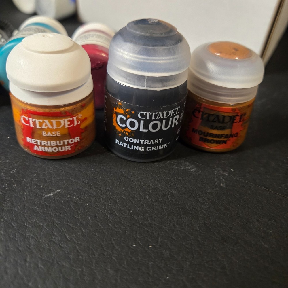 Citadel Paints 9 pc Custodes Theme (read) P3 Green Stuff