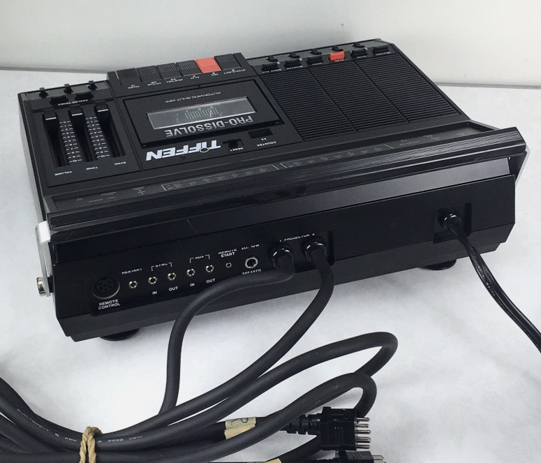 Tiffen Pro-Dissolve Digital Effect Recorder in original box