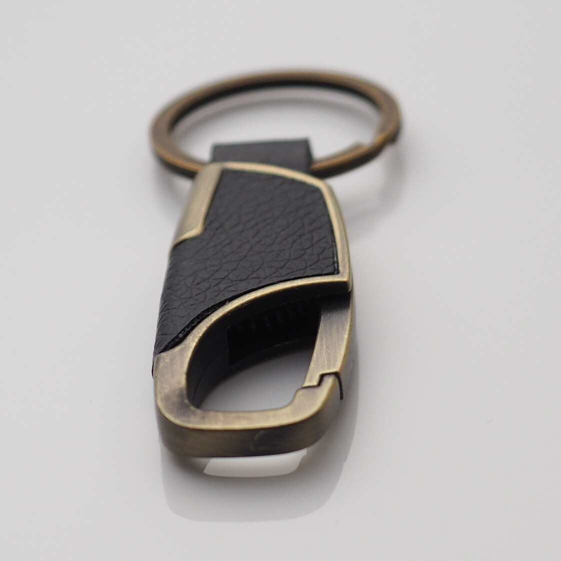 Men's Women's Black Leather & Bronze Clip Keychain Car Key Ring Fob Holder