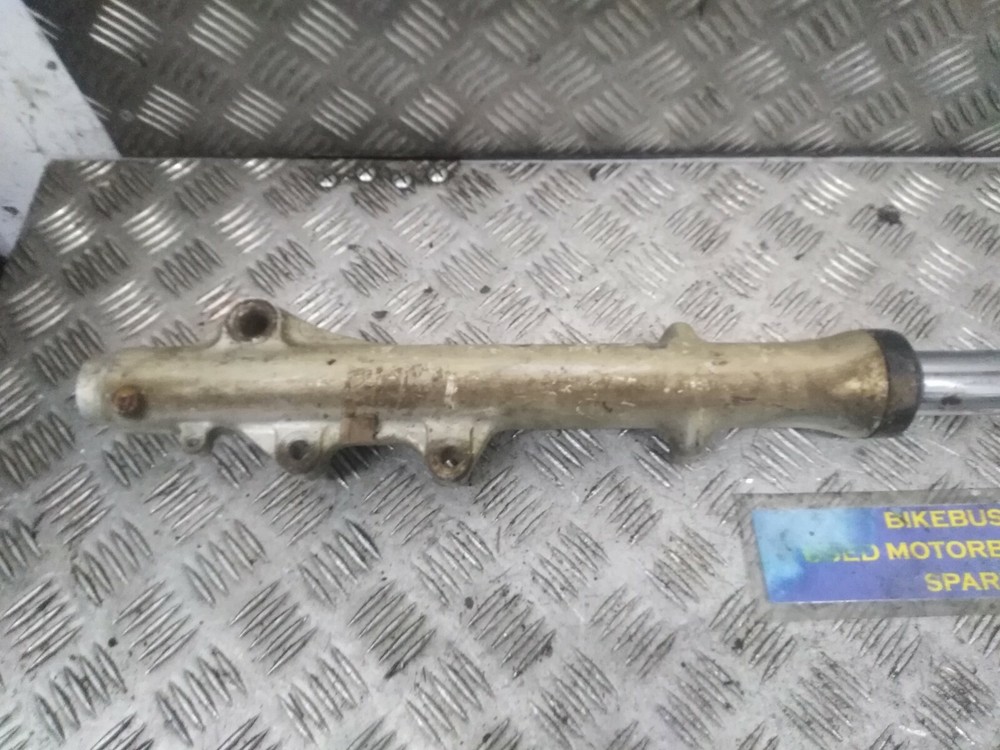 SUZUKI GN400 fork 1983