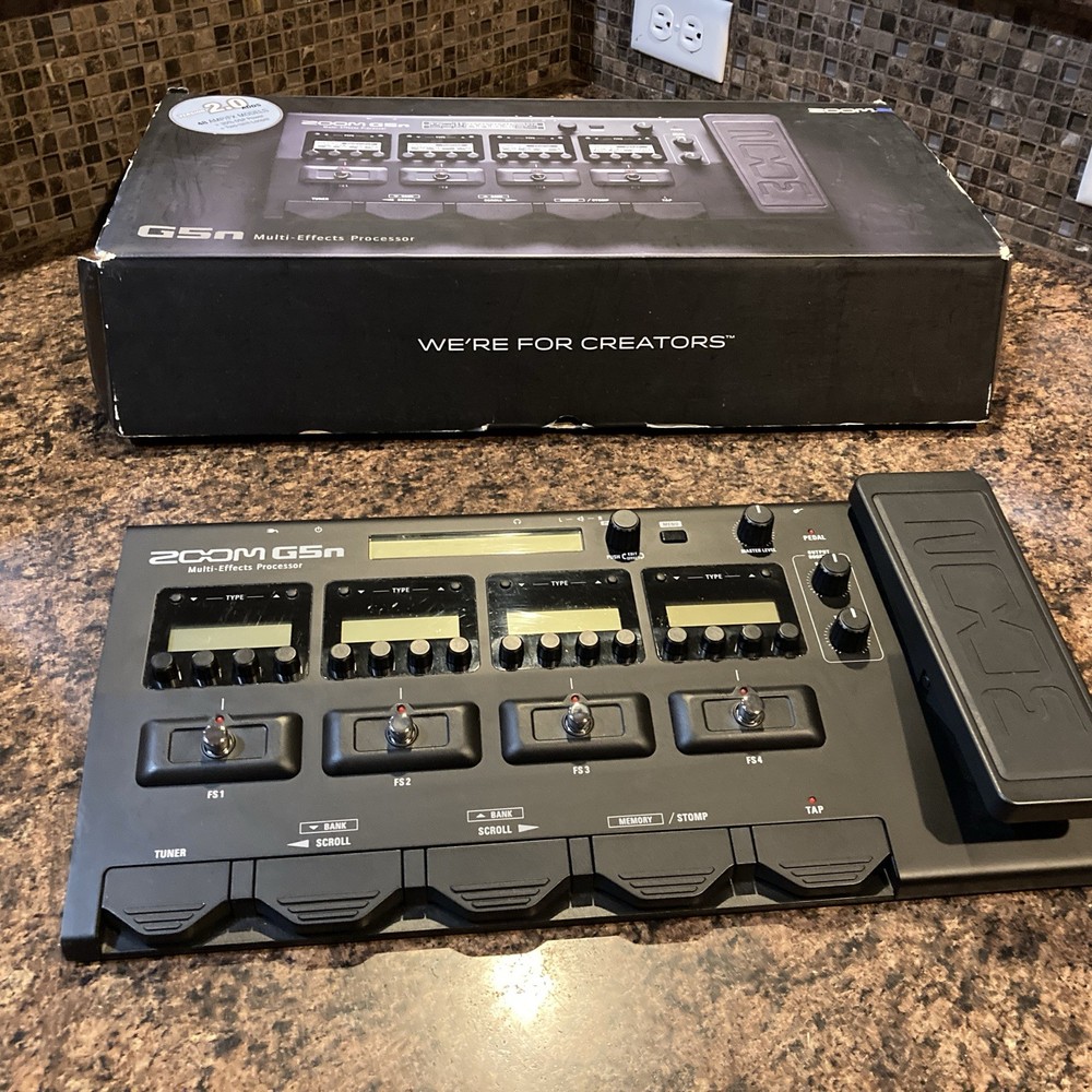 Zoom G5n Multi Effects Processor Effect Guitar FX Pedal EXCELLENT