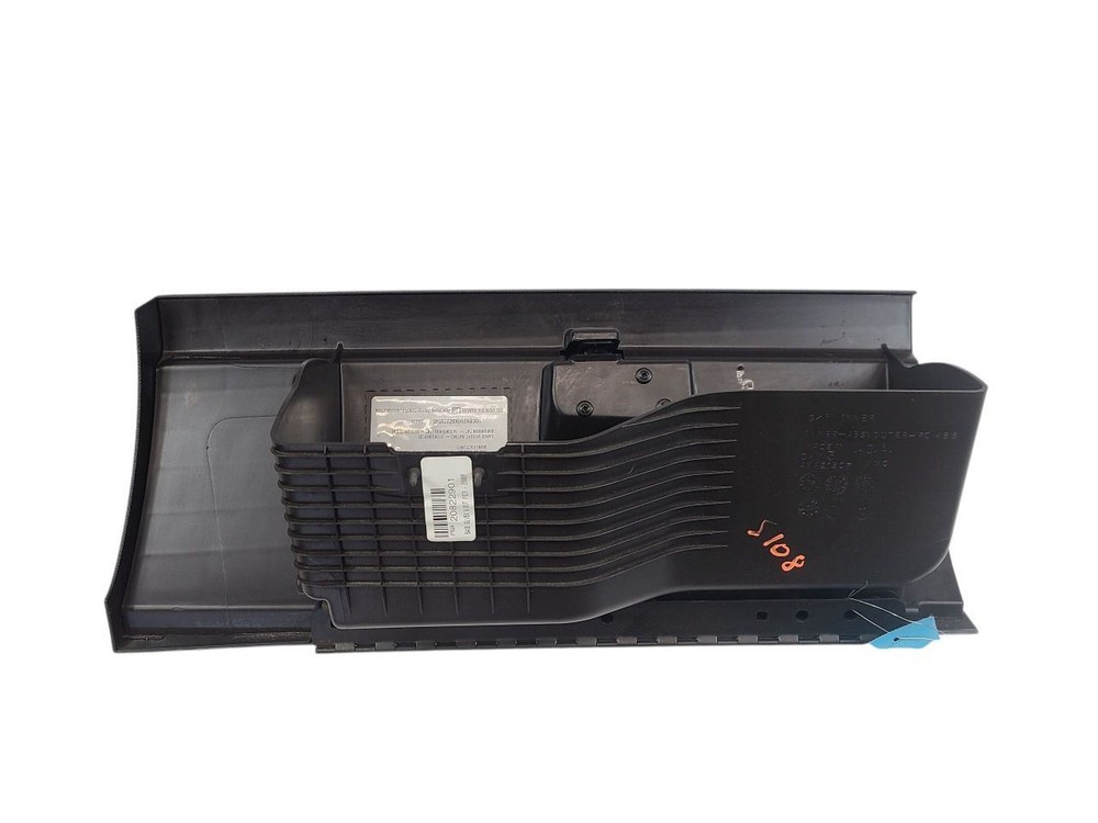 SILVRDO15 2009 Glove Box 634889