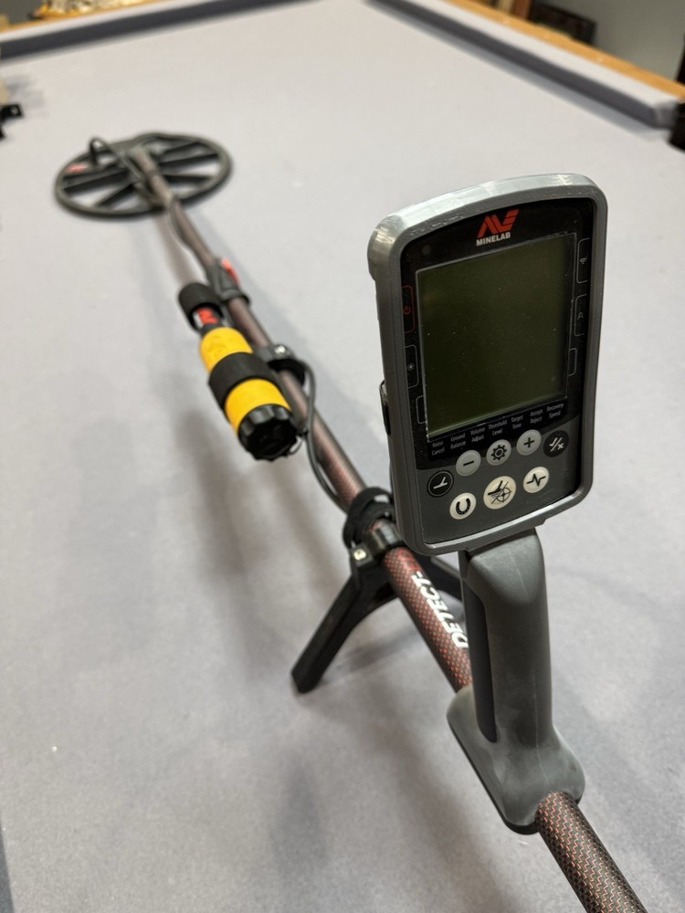 Pinpointer Mount For Detector Minelab Pro Find. Garrett Pro-pointer weighs 5 oz