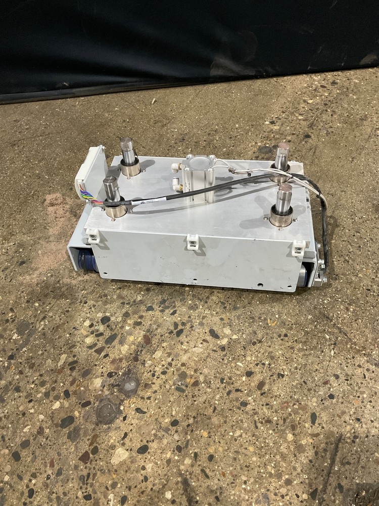 EQUBE PULSEROLLER Powered Roller Conveyor System USED