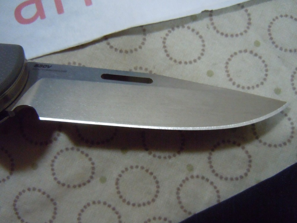 BENCHMADE WEEKENDER 317 FOLDING BLADE KNIFE.