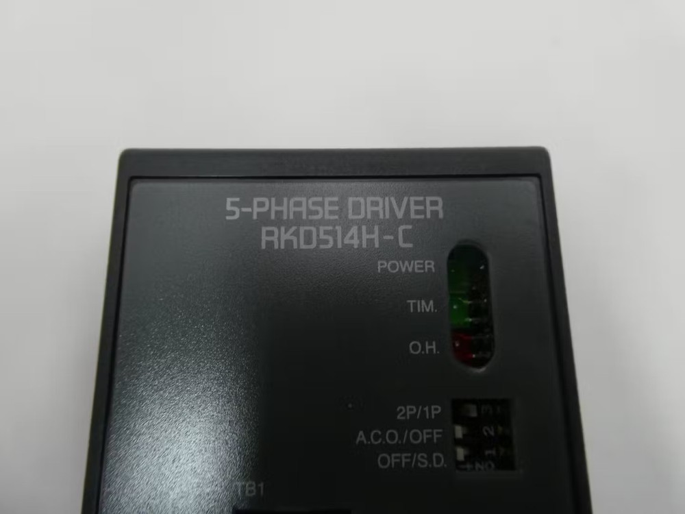 Oriental Motor RK596AC Stepping System