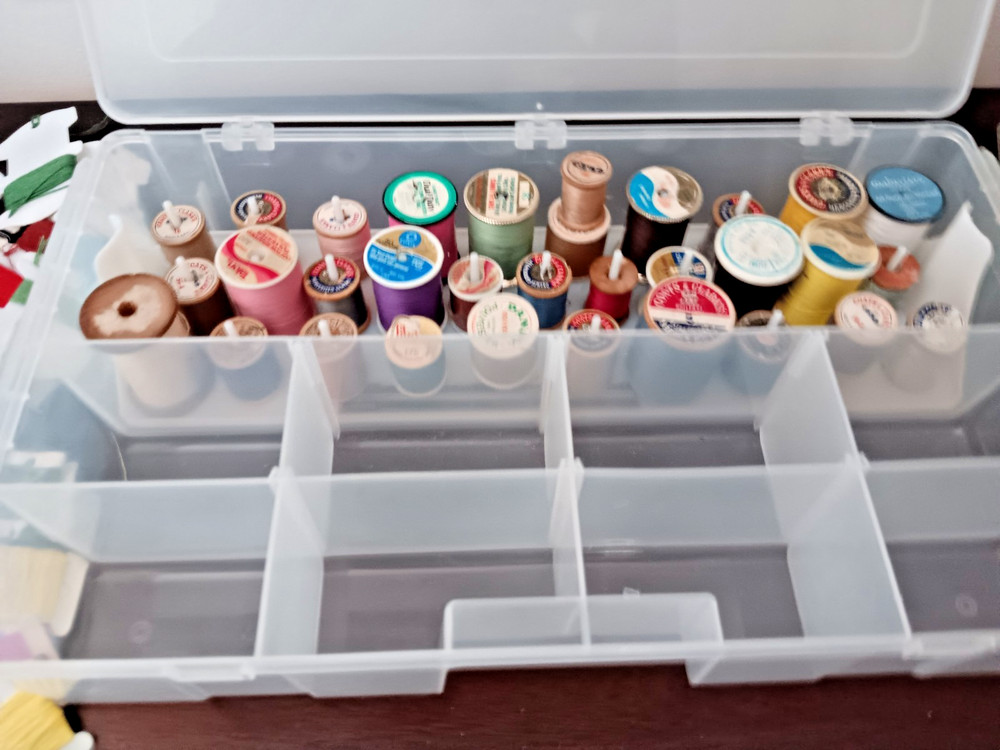 Plastic Sewing Container Filled with Assorted Vintage Sewing Notions Thread +