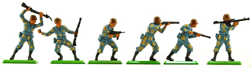 Britains Deetail #7601 Task Force Enemy - 1990 production Mint condition