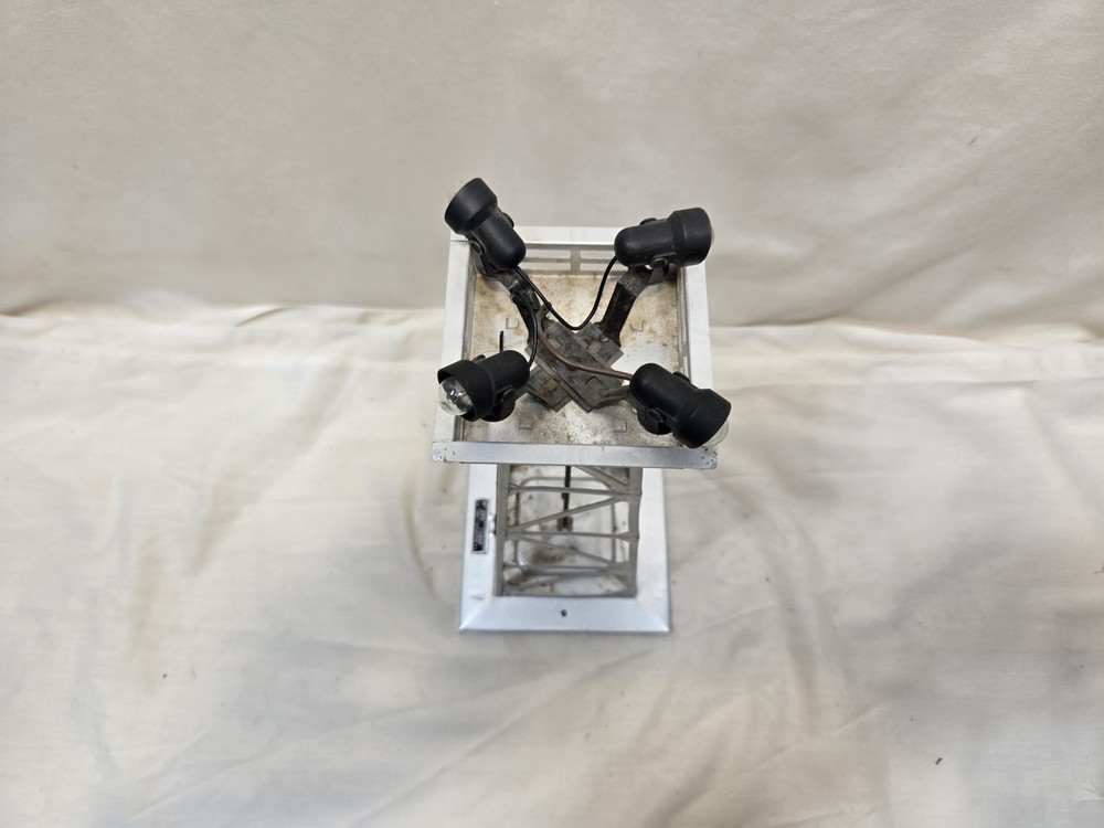 Lionel No. 395 Floodlight Tower
