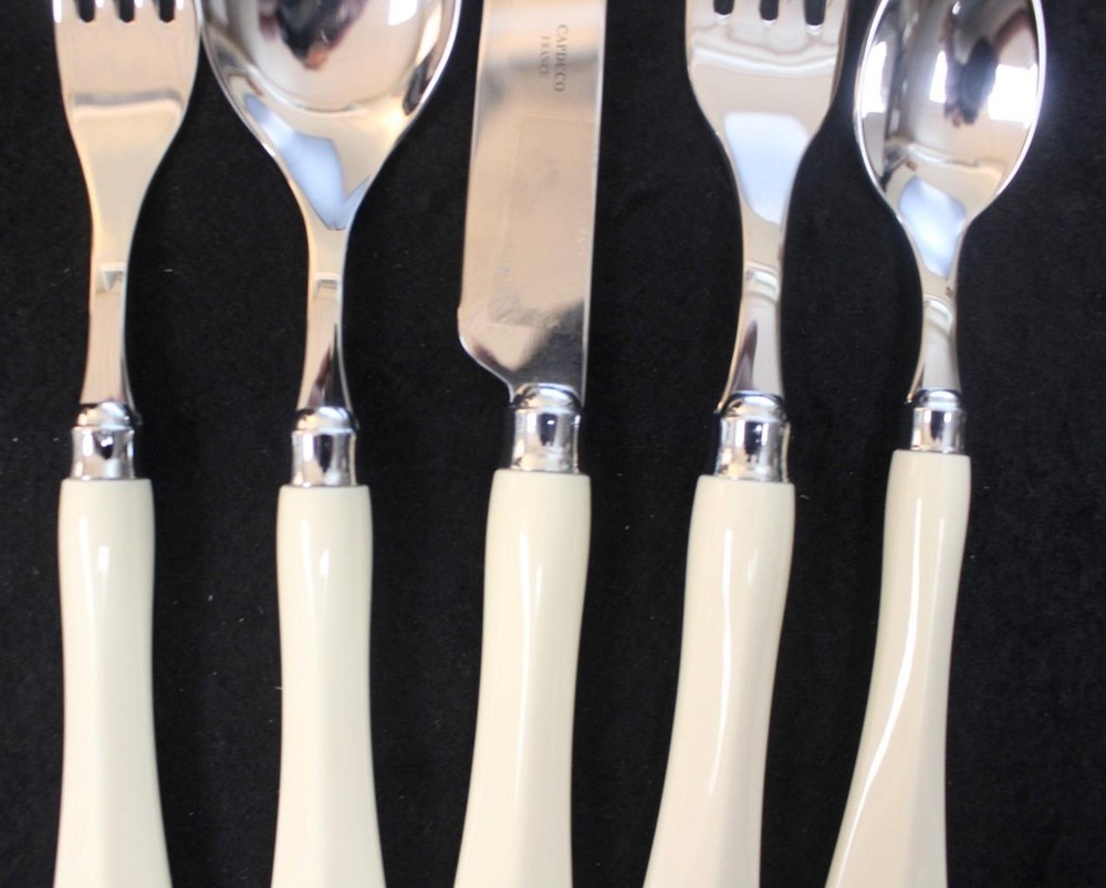 Capdeco Vega Cream Five Piece Place Setting