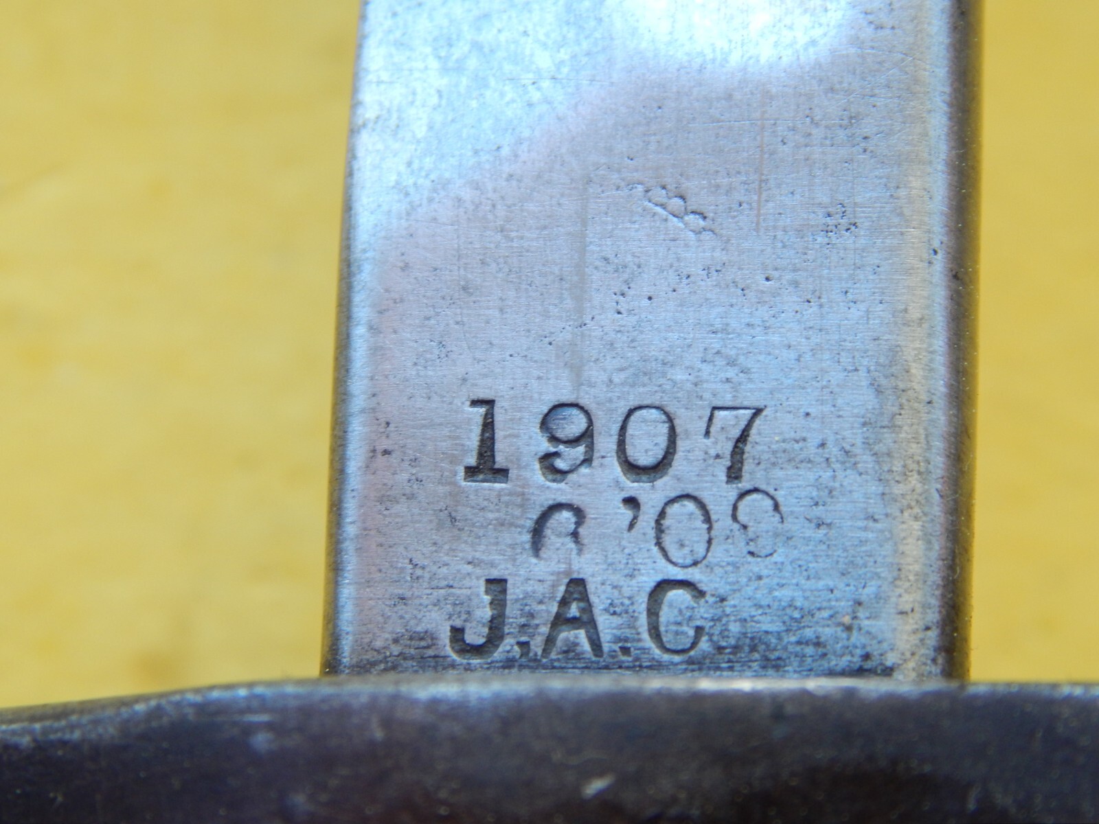 NICE ENFIELD 1907- Mk111 SWORD BAYONET /SCABBARD-- 1909 very early