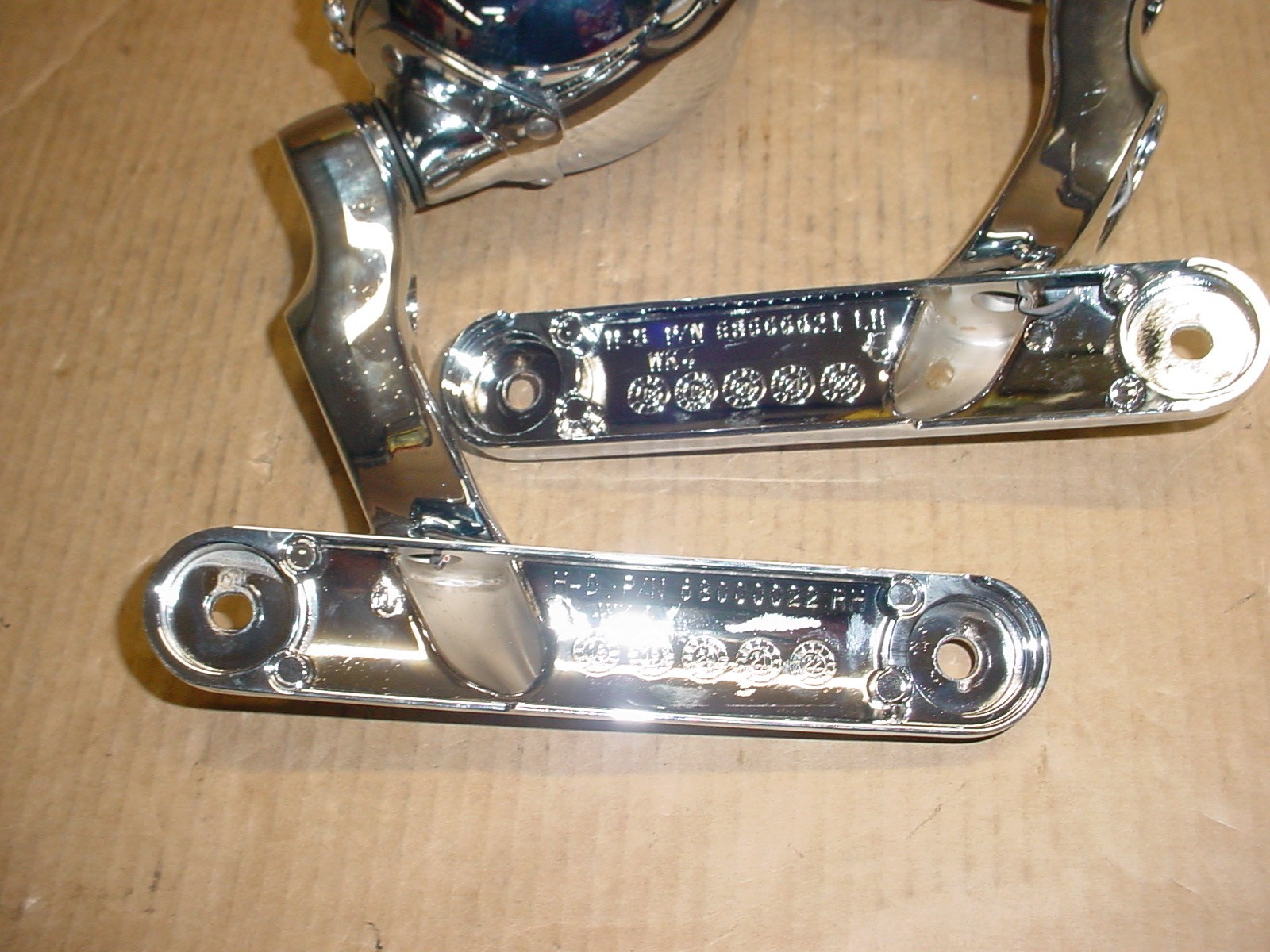 Harley Davidson 14-23  Road King Electra Glide Police Passing Fog Lamps FLHRP 