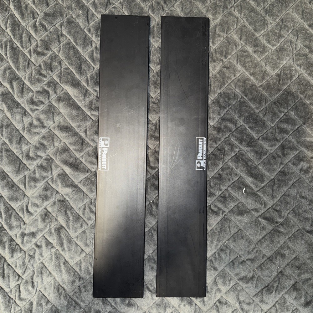 Panduit Panel Covers for Use with 2RU Cable Wire Manager