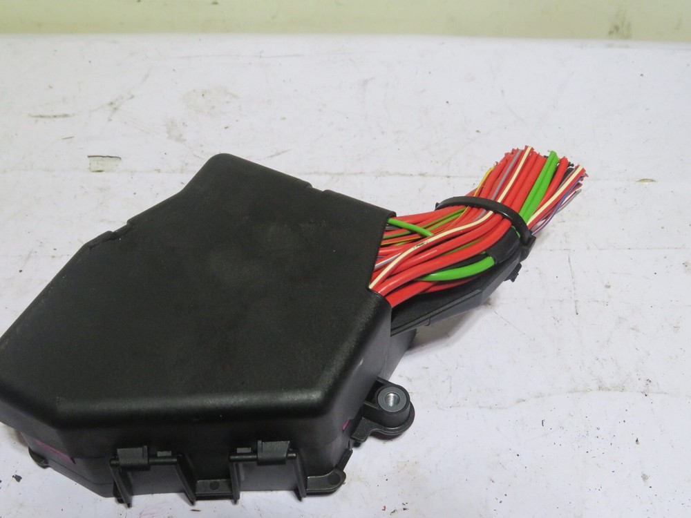 07 AUDI A4 QUATTRO ENGINE FUSE RELAY BOX BLOCK