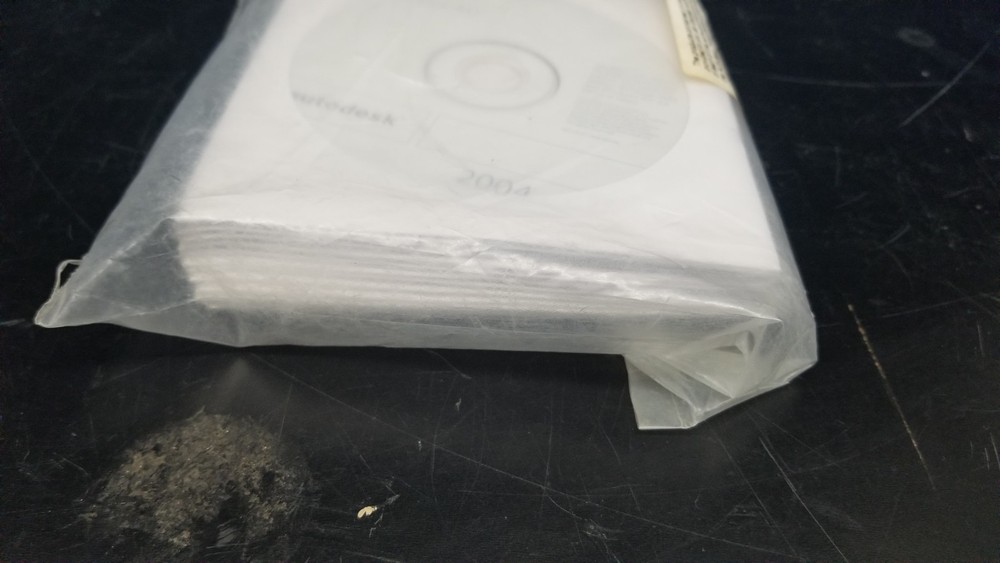 Autodesk/AutoCAD 2004 suite CD Software 14 CD ((NO Product Key))