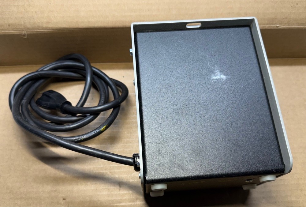 Staco Variable Transformer, 1.75A, 0-132V, Plug In Bench Type, Laboratory, L221