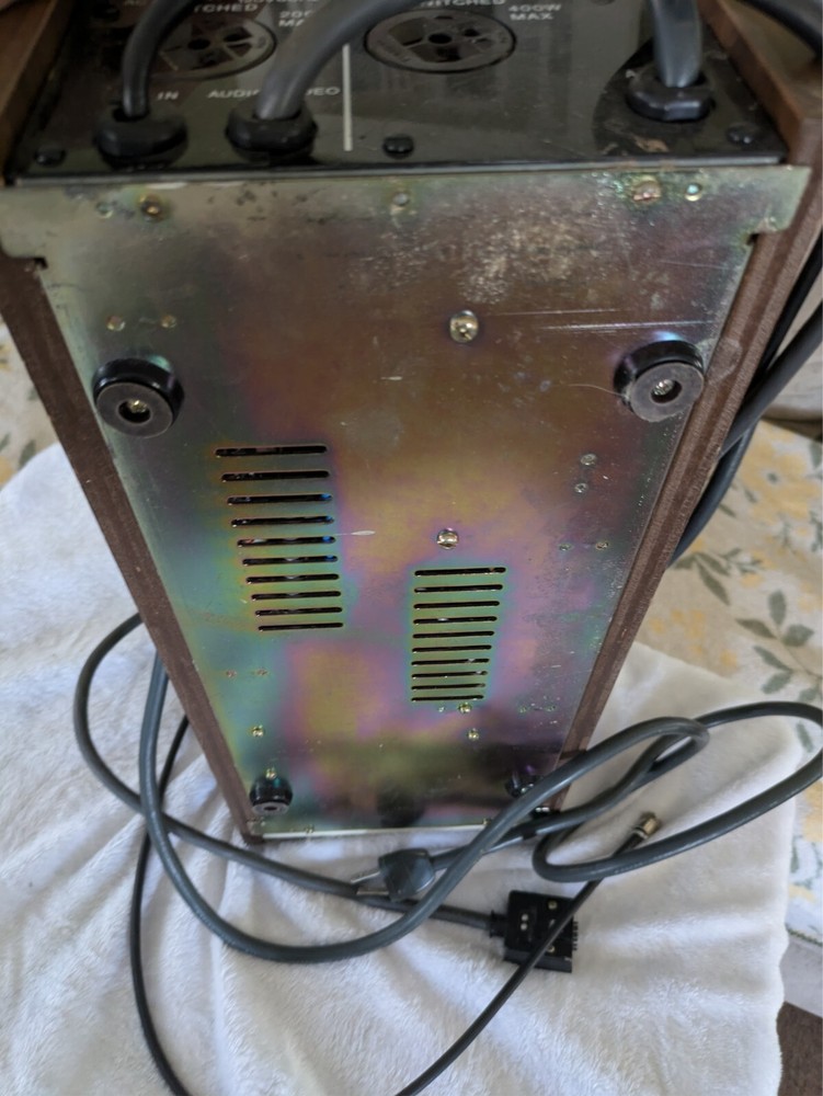 Very rare SONY TT-100 TUNER TIMER ORIGINAL powers on